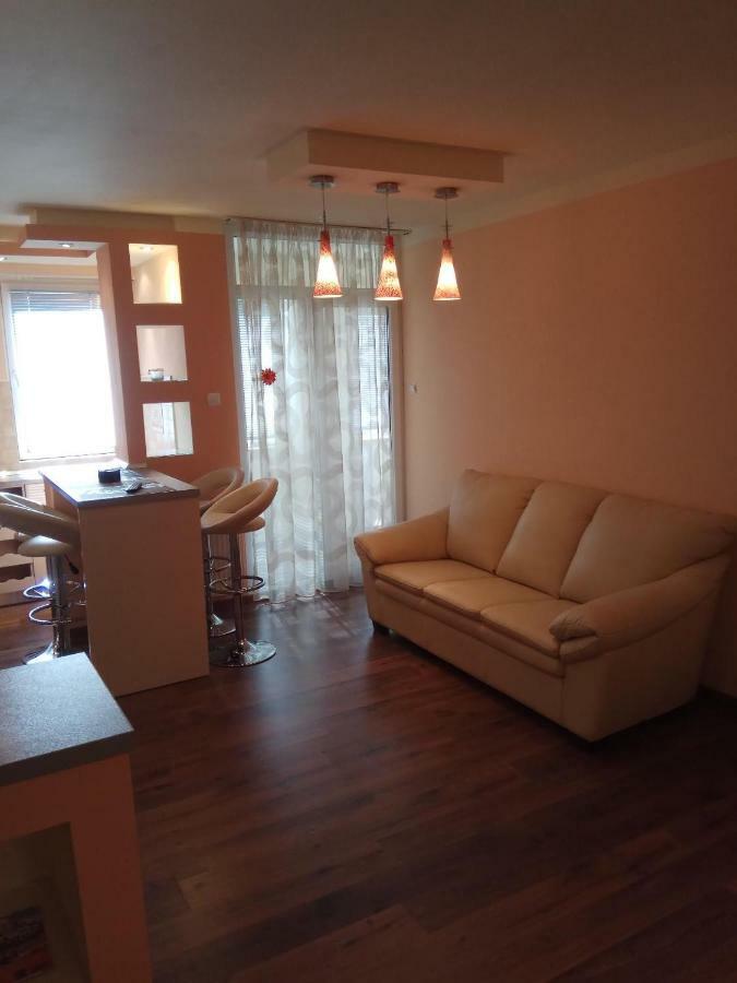 Ana'S Apartment Бая-Маре Экстерьер фото